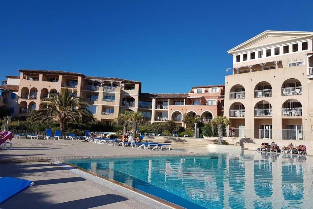 Apartamento Magnifique Rez De Jardin & Piscine & Bord De Mer Six-Fours-les-Plages Exterior foto