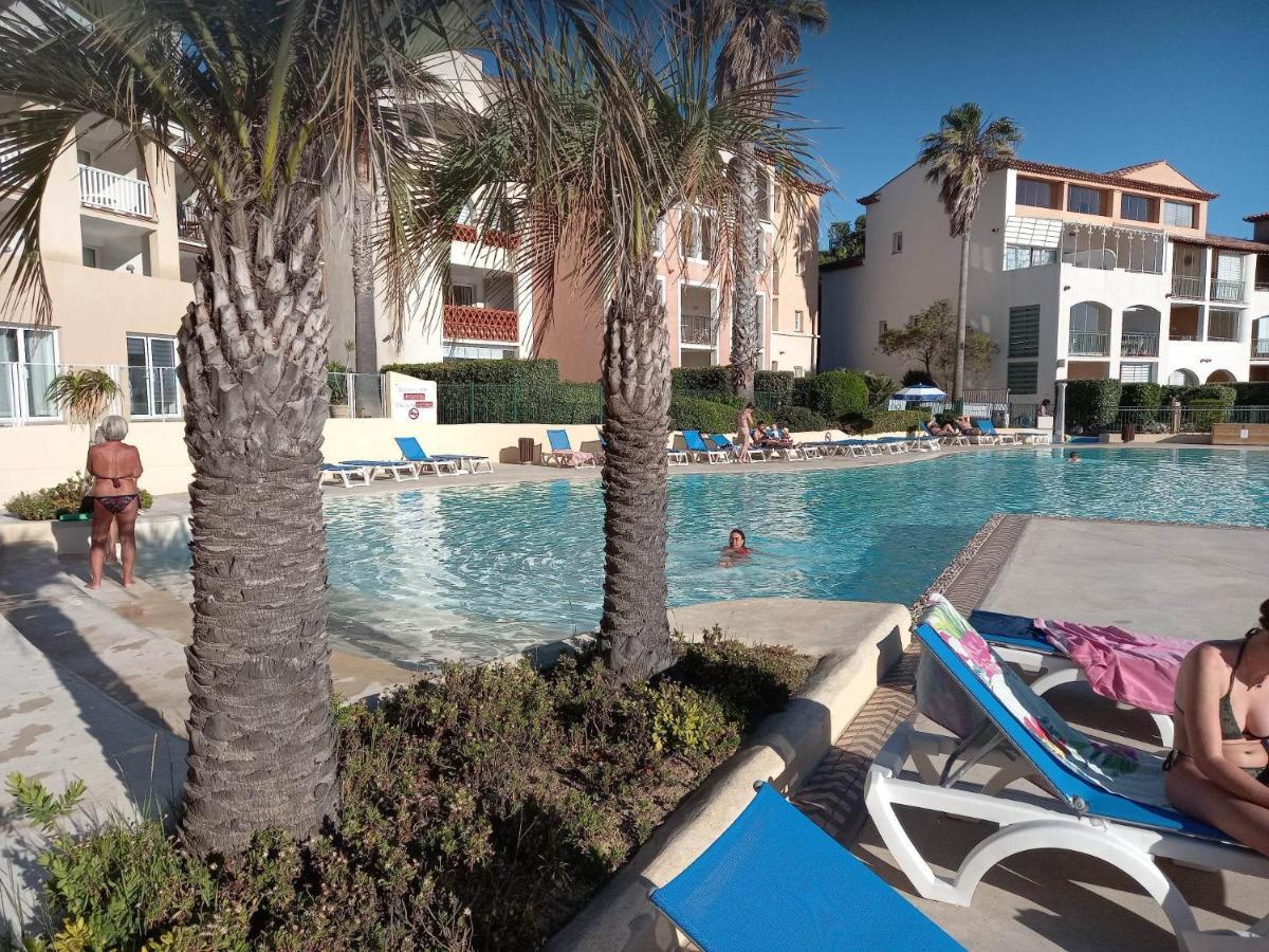 Apartamento Magnifique Rez De Jardin & Piscine & Bord De Mer Six-Fours-les-Plages Exterior foto
